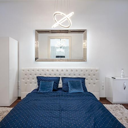 Opera Balkony Luxury Apartment With Free Parking Budapest Eksteriør bilde