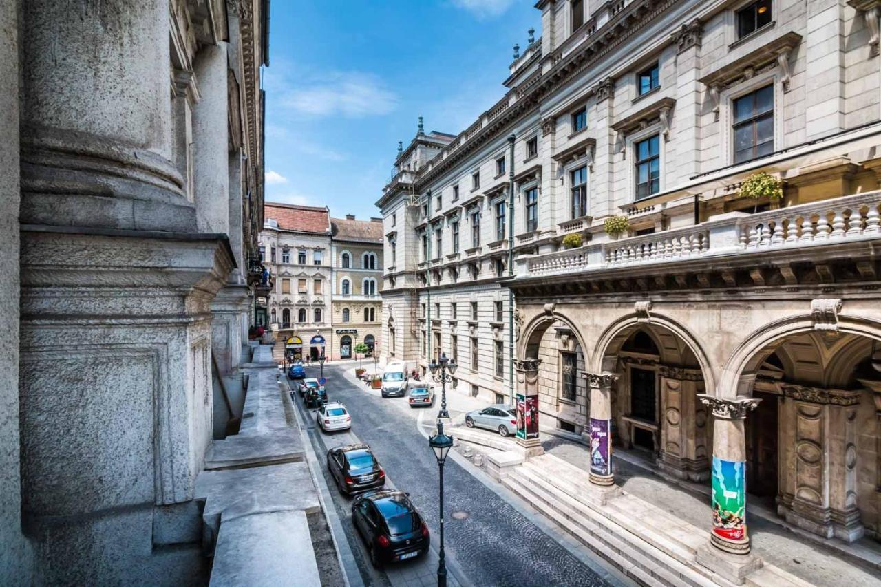 Opera Balkony Luxury Apartment With Free Parking Budapest Eksteriør bilde