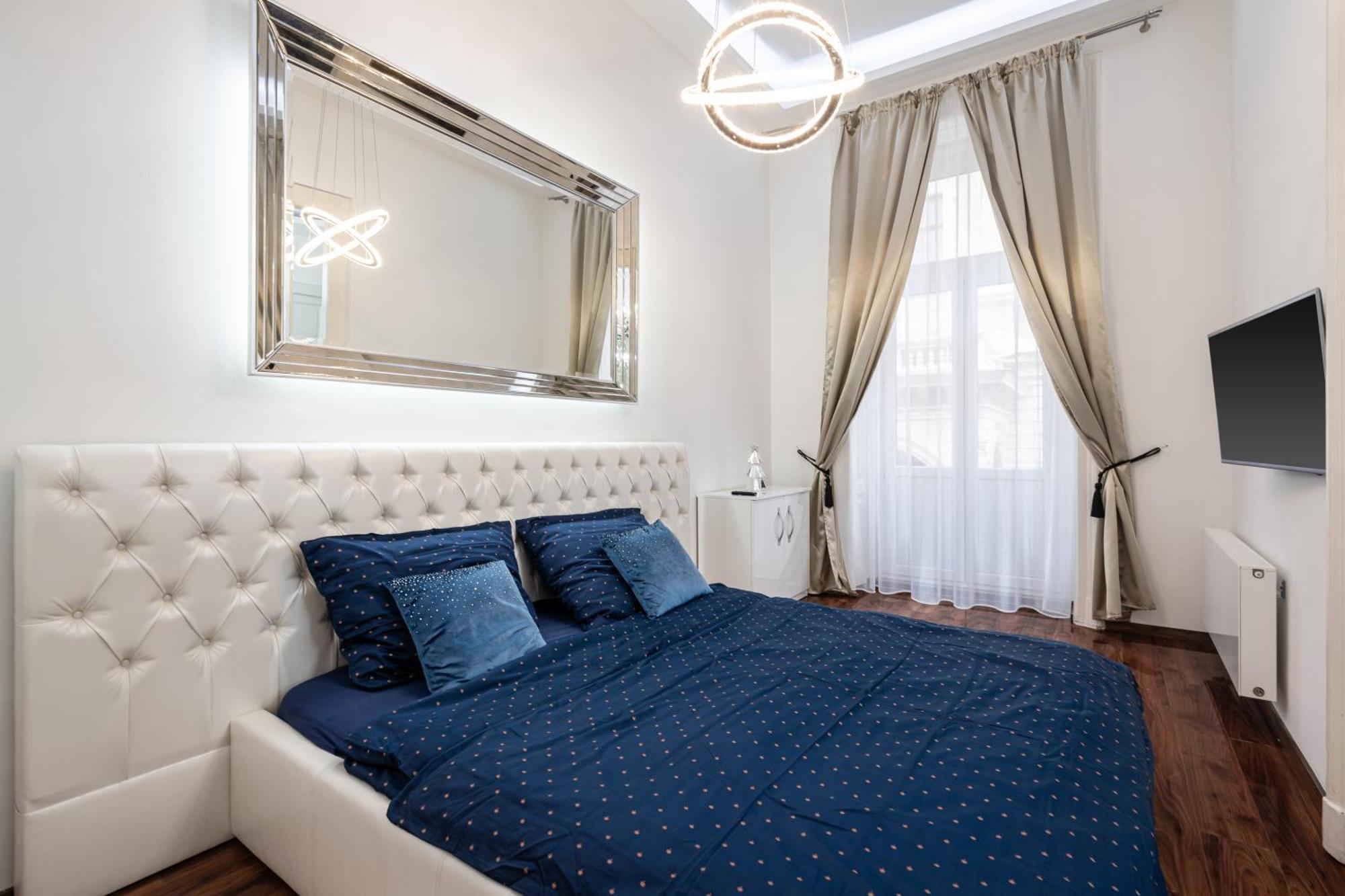 Opera Balkony Luxury Apartment With Free Parking Budapest Eksteriør bilde